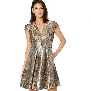 VINCE CAMUTO gold metallic v-neck peplum flare skirt mini dress womens 6